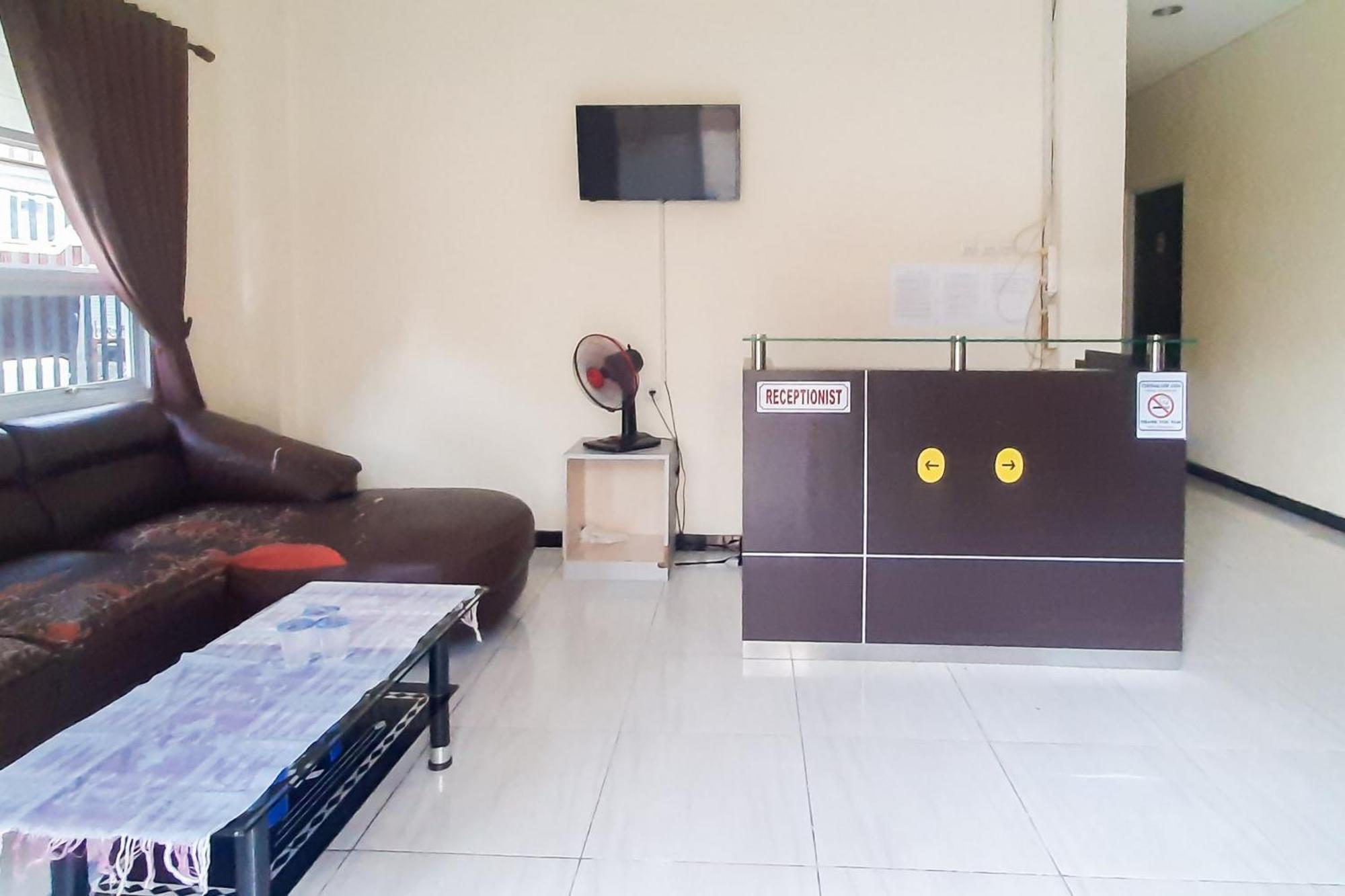 Reddoorz Syariah Near Transmart Mall Palembang Ngoại thất bức ảnh